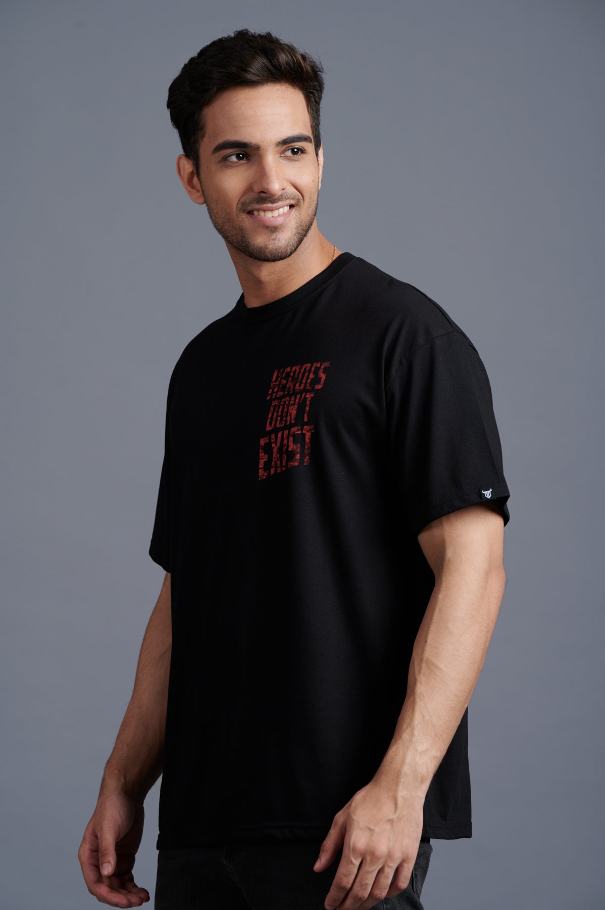 Heroes Don’t Exist Red Printed Black Oversized T-Shirt for Men - Go Devil