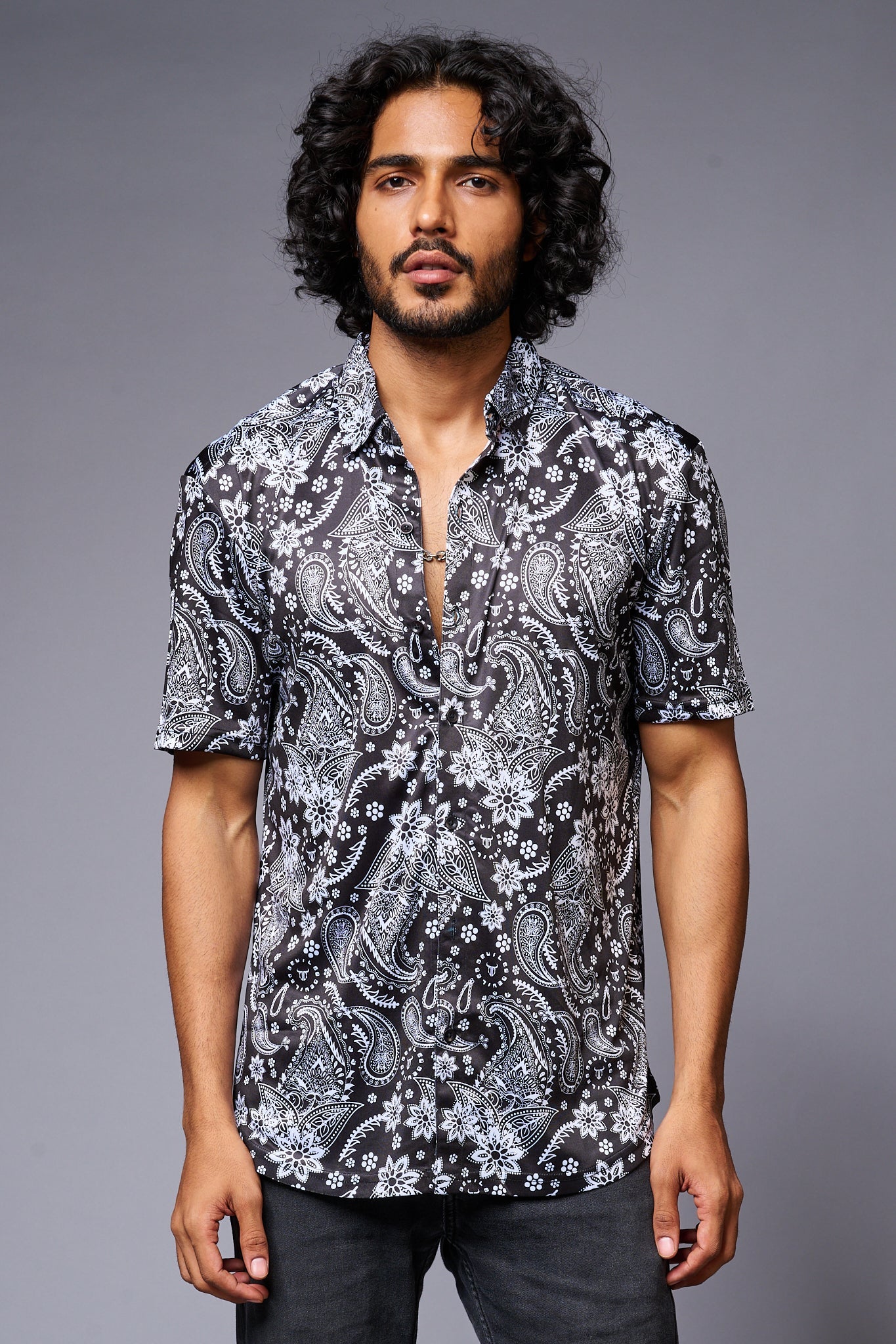 Paisely Design Printed Black Shirt for Men - Go Devil