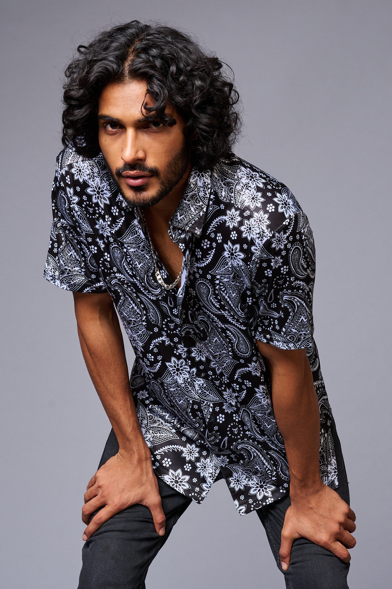 Paisely Design Printed Black Shirt for Men - Go Devil