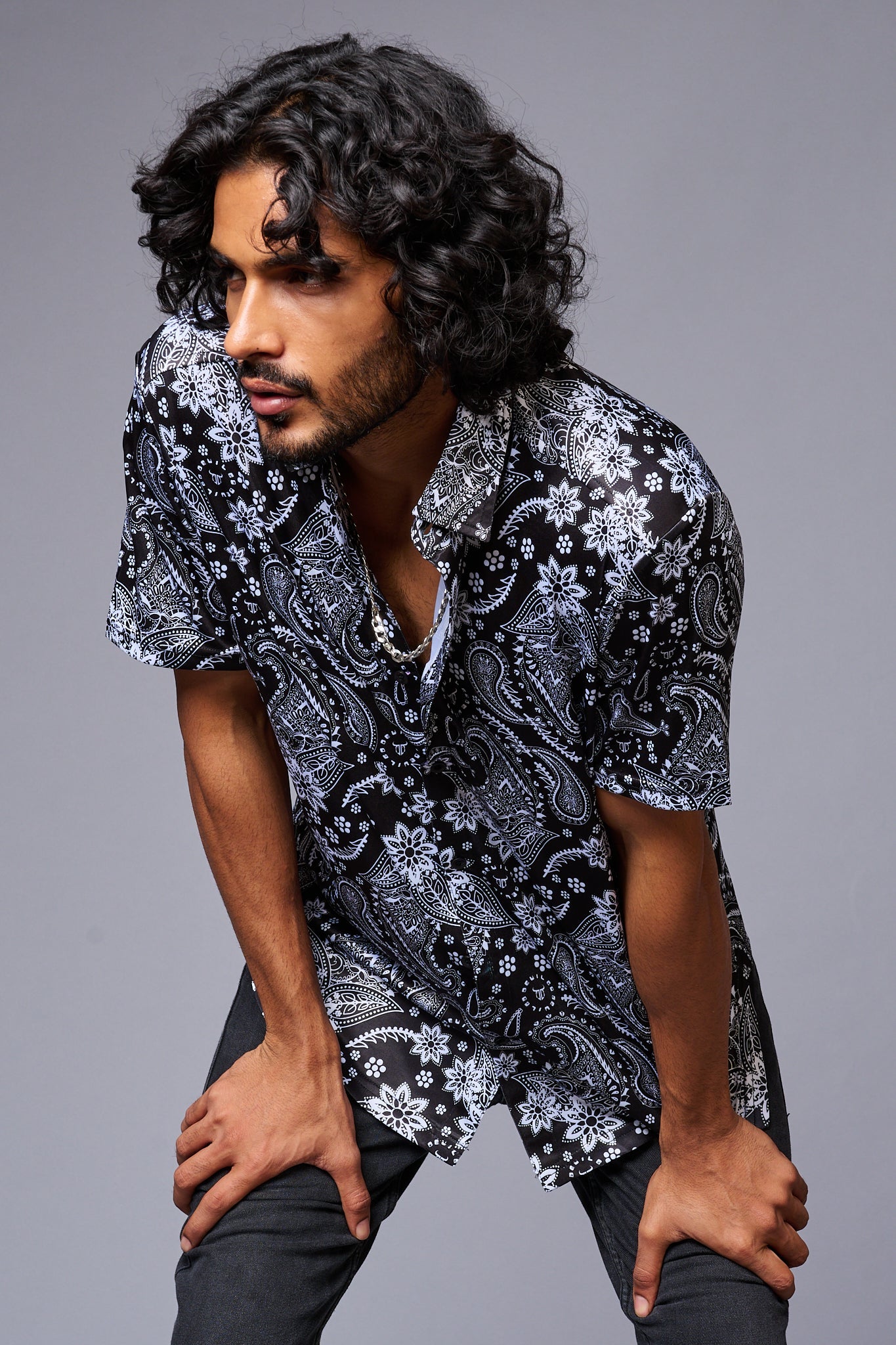 Paisely Design Printed Black Shirt for Men - Go Devil