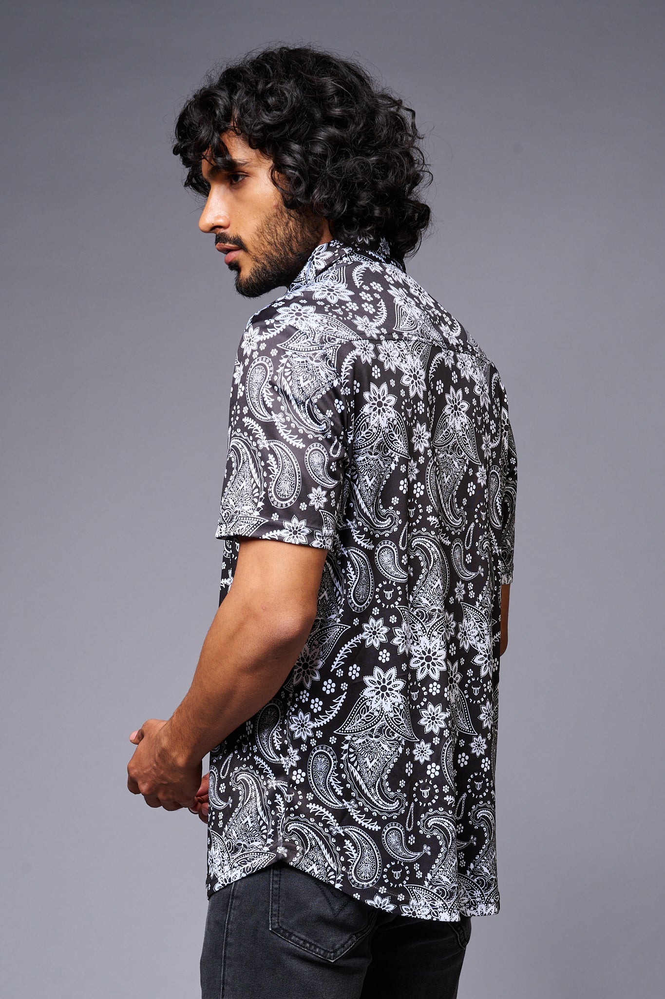Paisely Design Printed Black Shirt for Men - Go Devil
