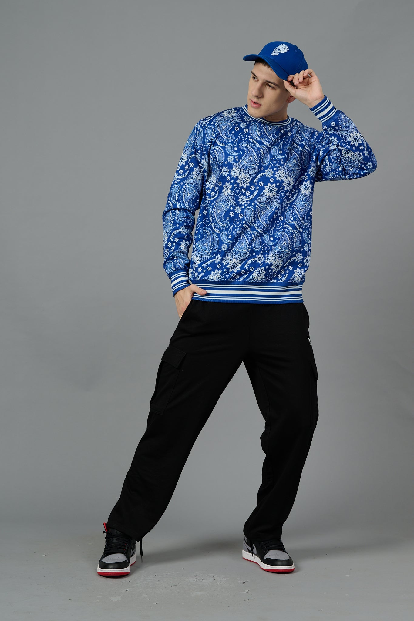 Paisley Design Printed Blue Sweatshirt for Men