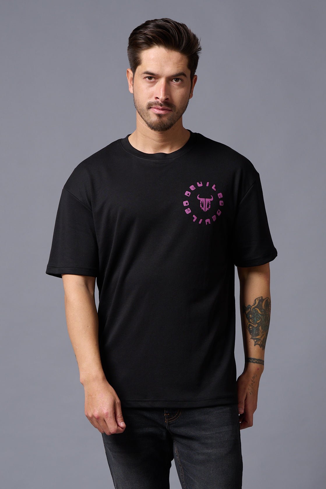 Cruel in Gradient Print Black Oversized T-Shirt for Men - Go Devil