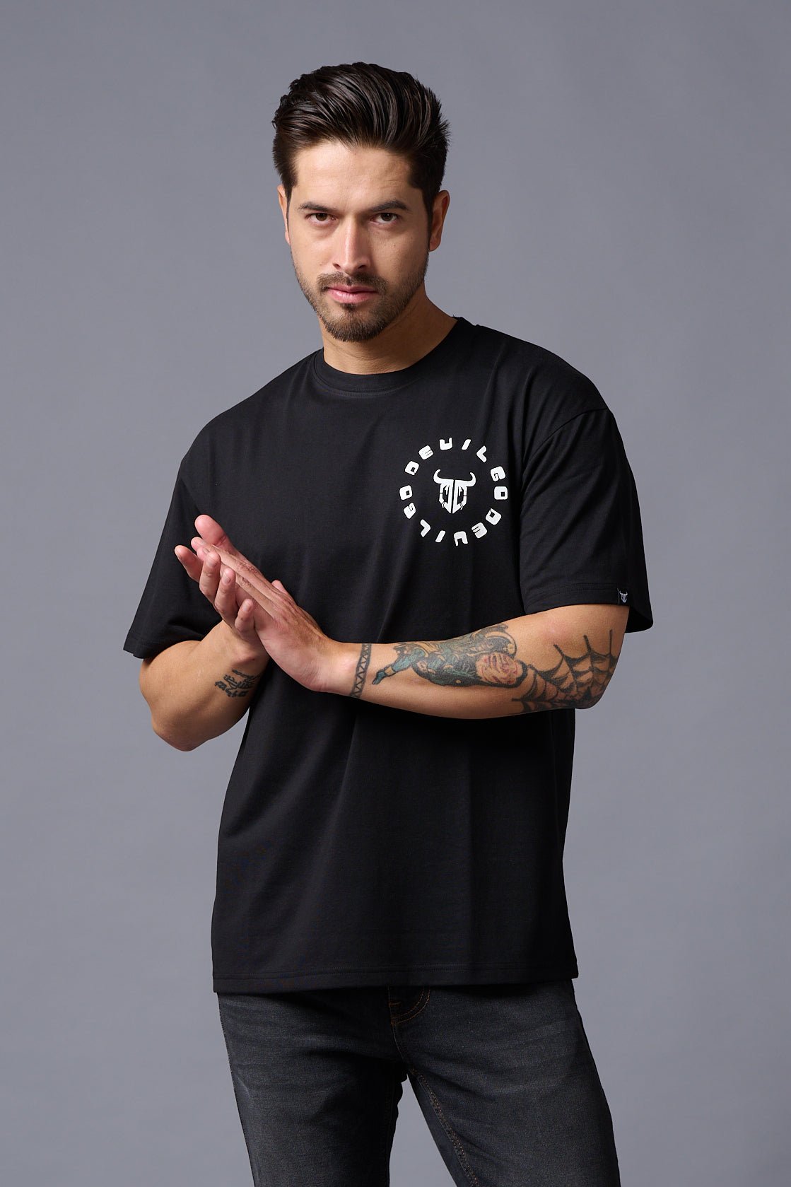 Cruel (in Gradient) Printed Black Oversized T-Shirt for Men - Go Devil