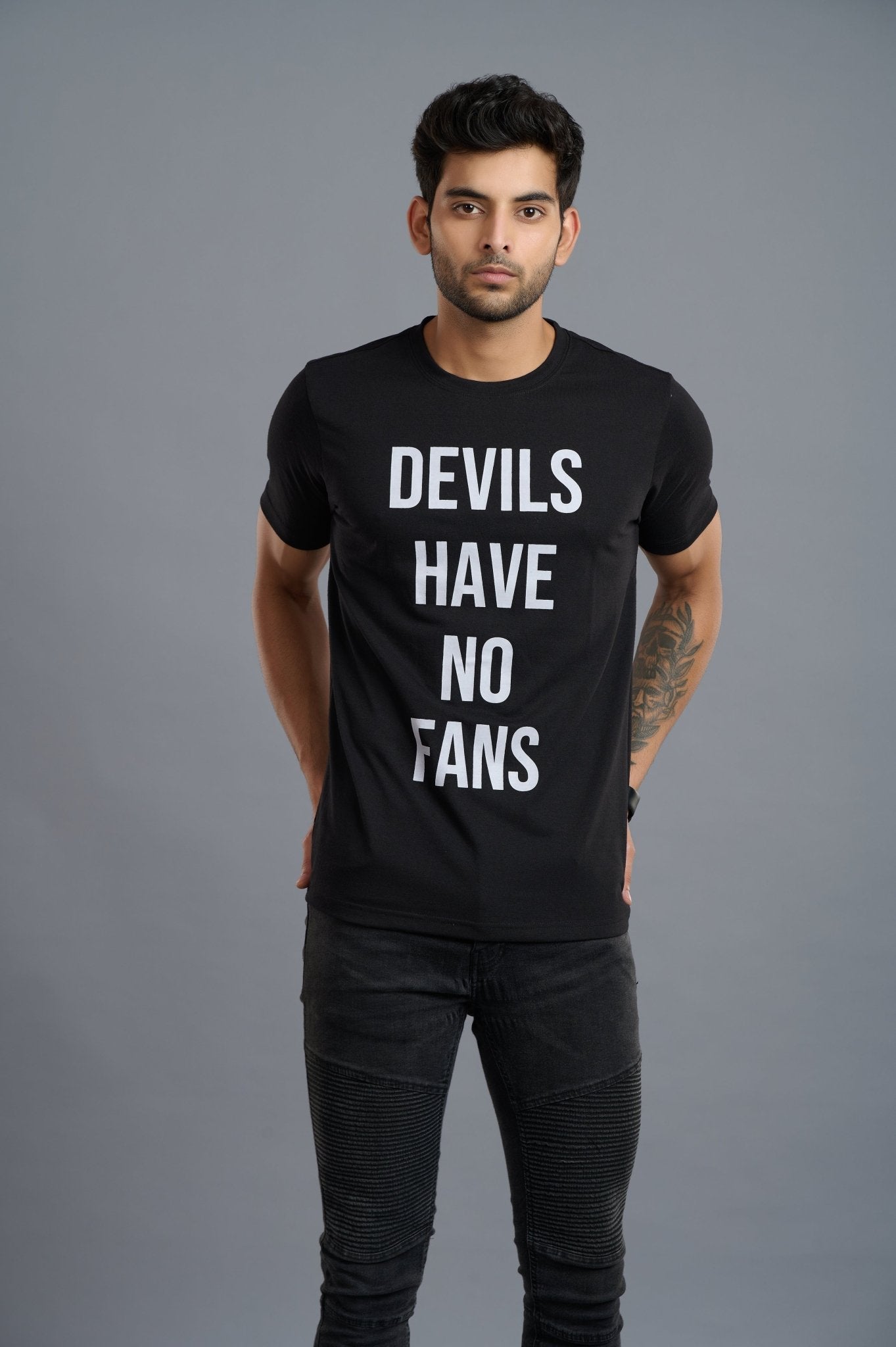 Devil's Have No Fans Printed Black T-Shirt for Men - Go Devil
