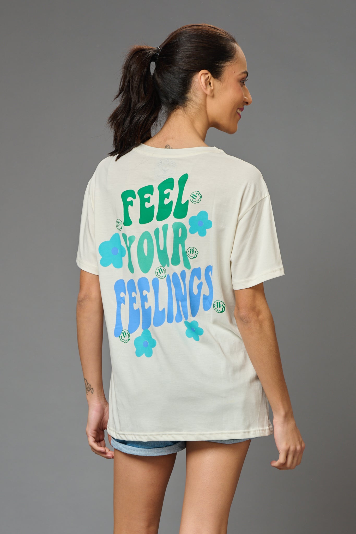 Feel Your Feelings Printed Oversized T-Shirt for Women - Go Devil
