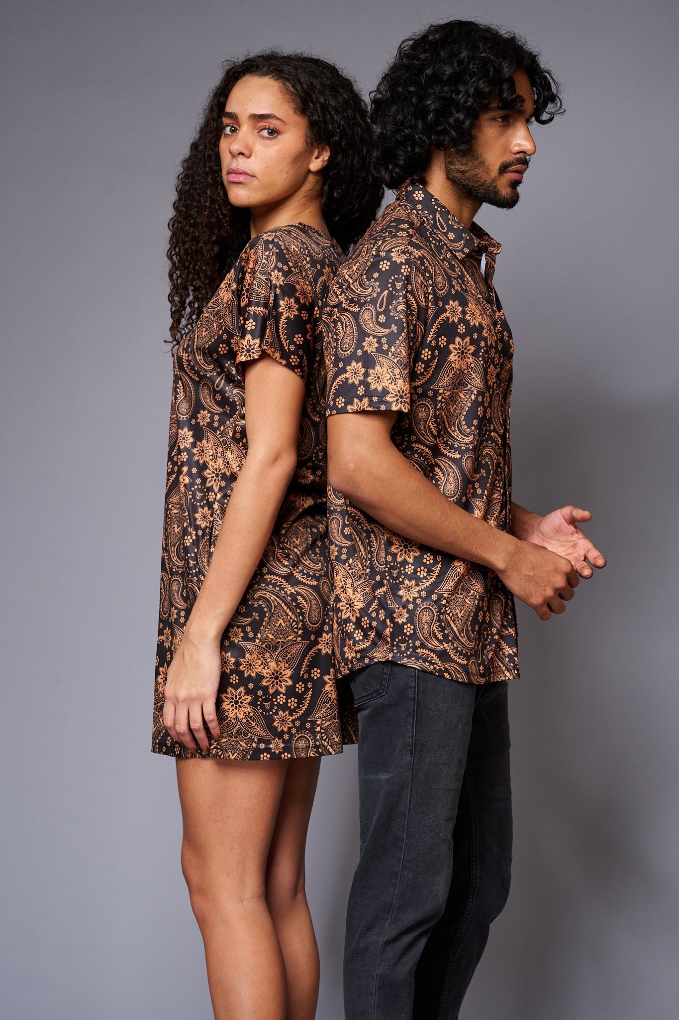 Golden Paisely Design Printed Couples Coord - Go Devil