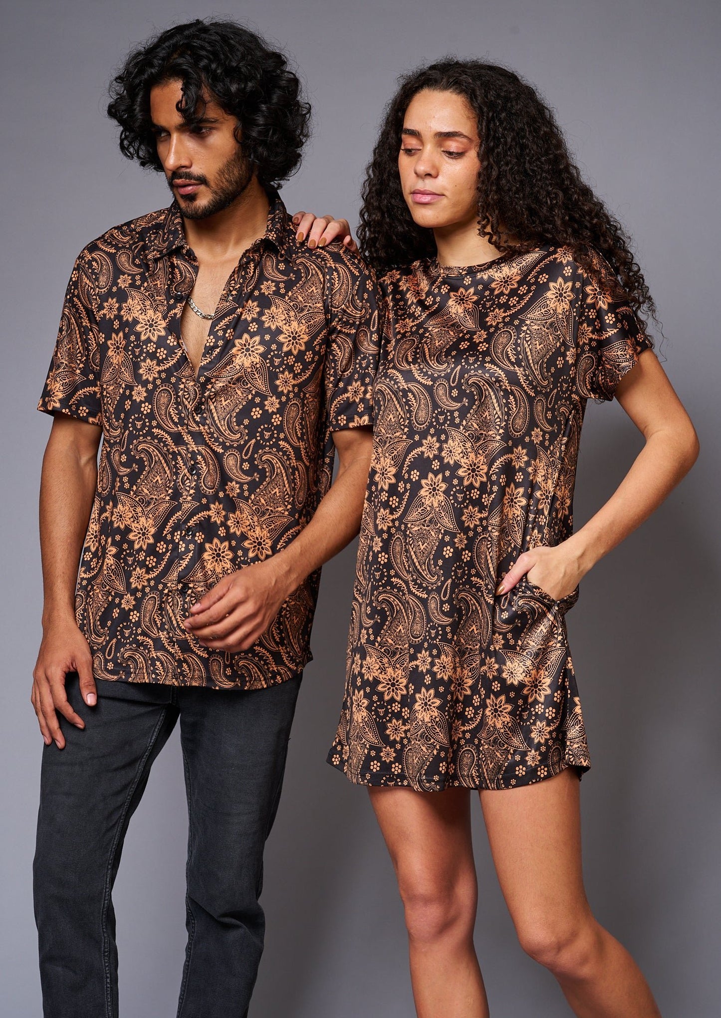 Golden Paisely Design Printed Couples Coord - Go Devil