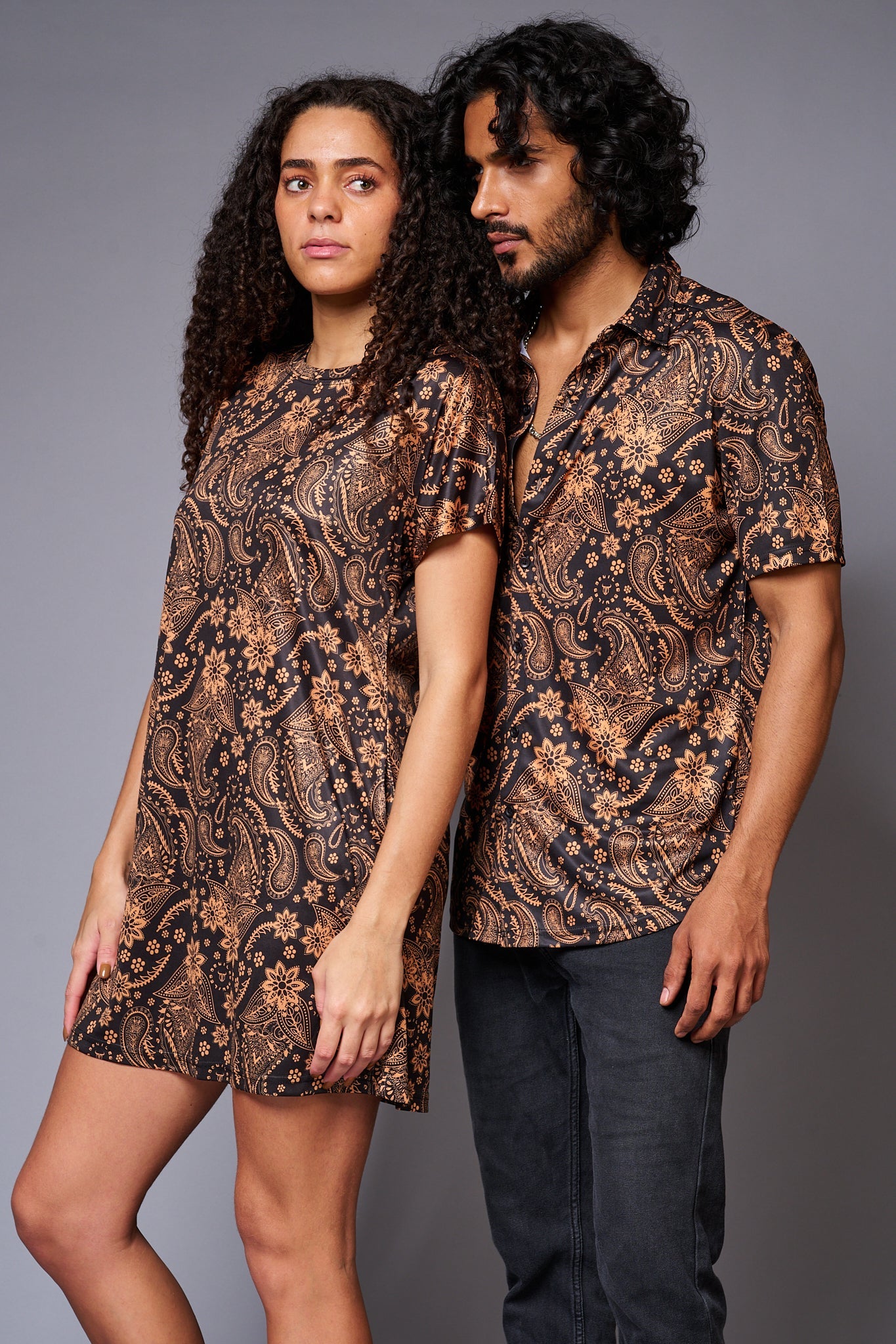 Golden Paisely Design Printed Couples Coord - Go Devil