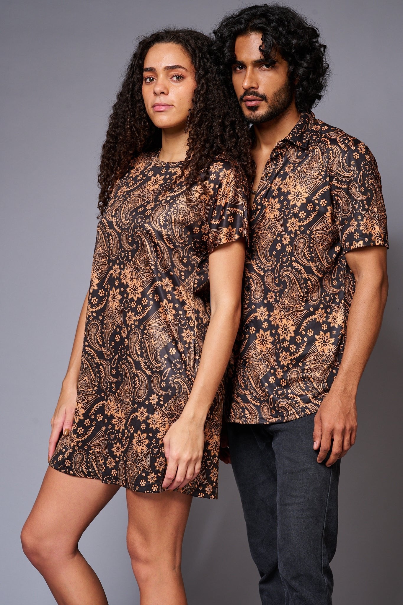Golden Paisely Design Printed Couples Coord - Go Devil